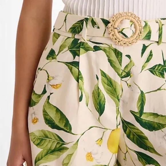 New! Express High Waisted Belted Lemon Print Shorts 45773 - Picture 4 of 14